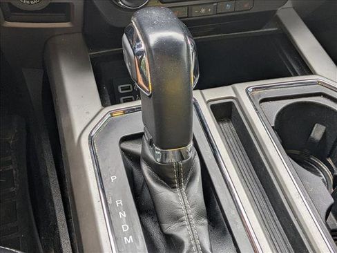 Used 2019 Ford F150 Lariat image 13