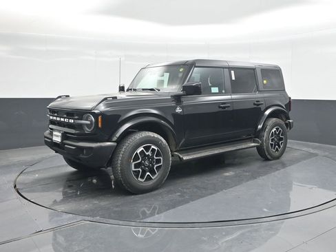New 2025 Ford Bronco Outer Banks image 34
