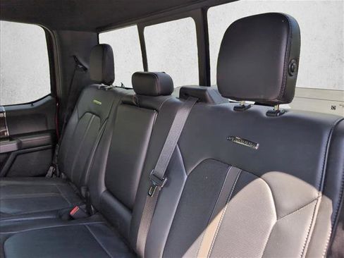 Used 2017 Ford F150 Platinum w/ Equipment Group 701A Luxury AWD/4WD image 18