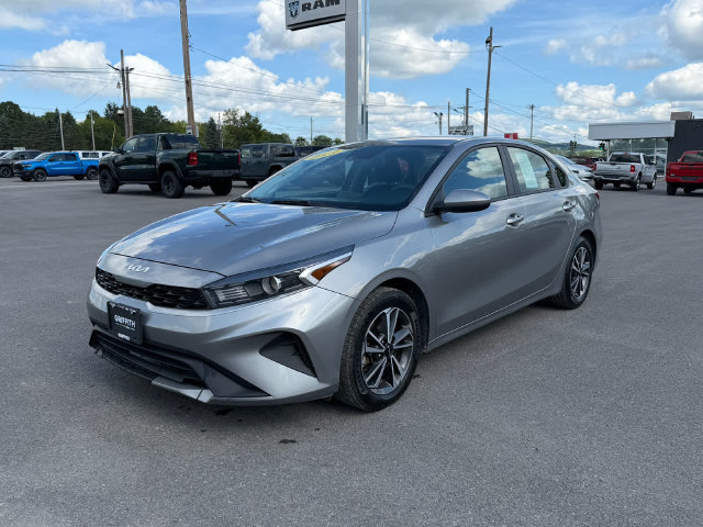 Used 2023 Kia Forte LXS FWD image 1
