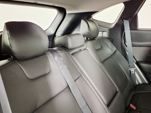 Certified 2022 Hyundai Tucson SEL w/ Convenience + Premium Package FWD image 12