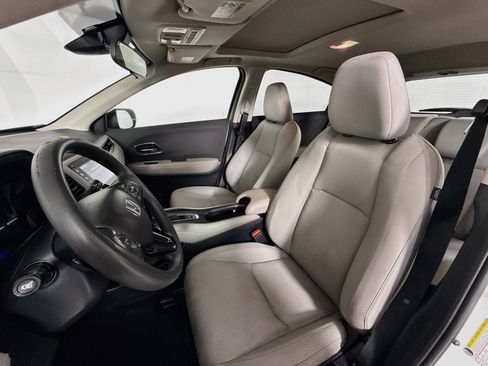 Certified 2021 Honda HR-V EX image 25