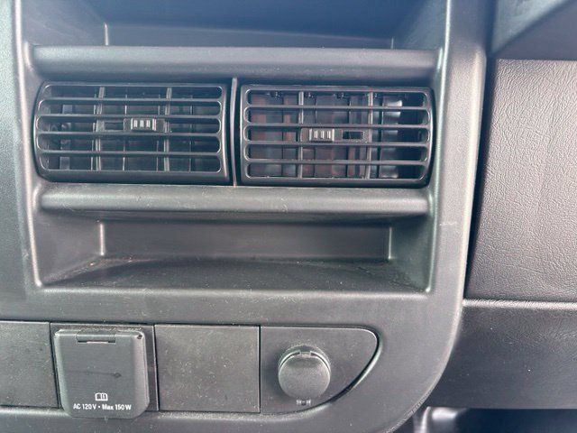 Used 2025 Chevrolet Express 2500 w/ Driver Convenience Package RWD image 25