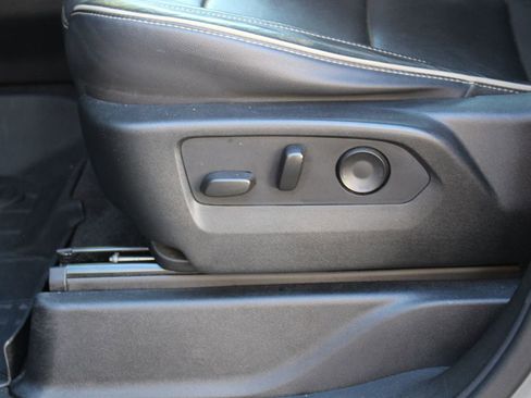 Used 2021 Chevrolet Tahoe Premier w/ Premium Package image 9