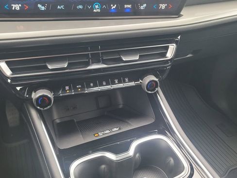 New 2026 Chevrolet Traverse LT w/ Driver Confidence Package FWD image 22