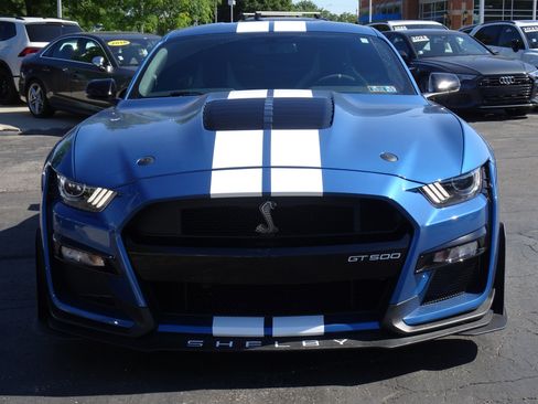 Used 2020 Ford Mustang Shelby GT500 w/ Carbon Fiber Track Pack RWD image 7