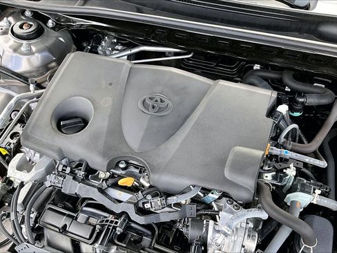 Used 2023 Toyota Camry LE w/ Convenience Package image 32