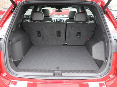Used 2024 Chevrolet Equinox RS FWD image 23