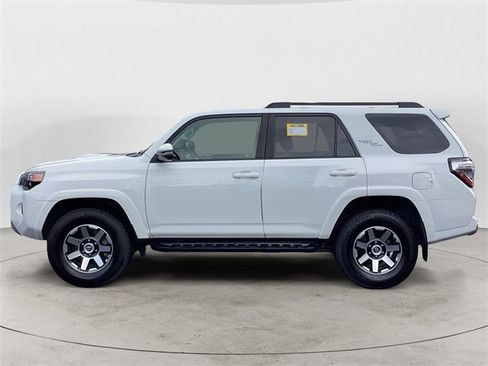 Used 2019 Toyota 4Runner TRD Off-Road Premium image 2