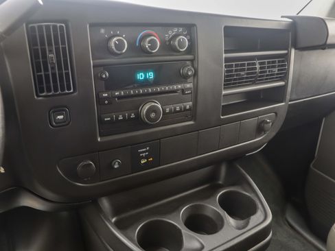 Used 2014 Chevrolet Express 3500 LT w/ LT Preferred Equipment Group RWD image 16