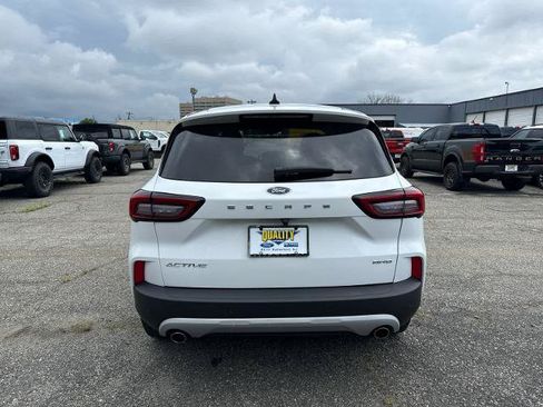 Certified 2023 Ford Escape Active w/ Tech Pack #1 AWD/4WD image 4