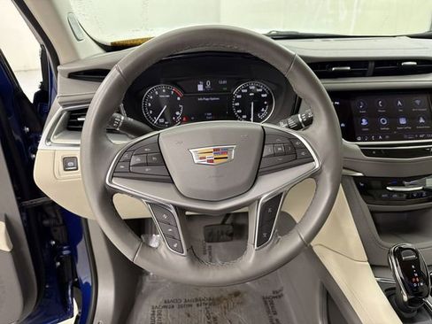 Certified 2024 Cadillac XT5 Premium Luxury image 20