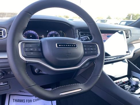 New 2025 Jeep Wagoneer Series II image 28