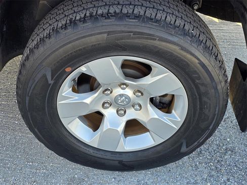 Used 2021 RAM 1500 Big Horn image 31