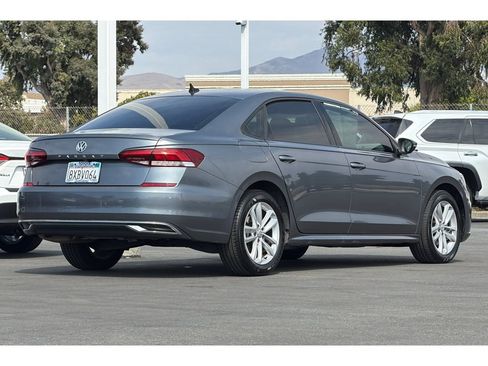 Used 2021 Volkswagen Passat 2.0T S FWD image 4