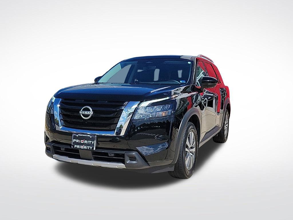 Used 2025 Nissan Pathfinder SL AWD/4WD 360° Tour