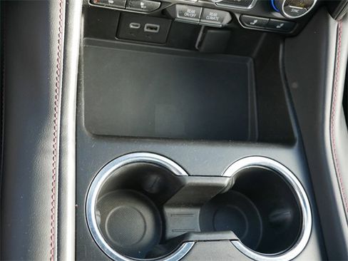 Used 2021 Chevrolet Suburban RST image 27