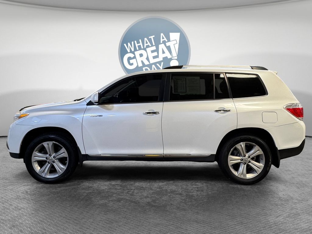Used 2013 Toyota Highlander Limited AWD/4WD image 7