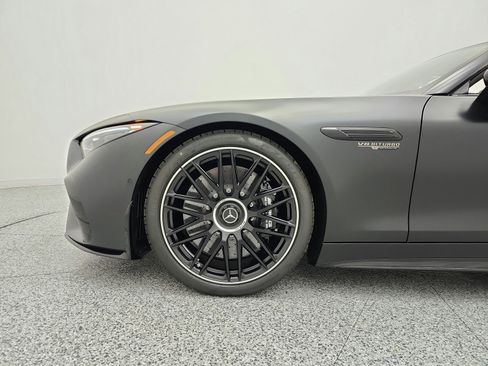 New 2026 Mercedes-Benz SL 63 AMG S e Performance 4MATIC image 13