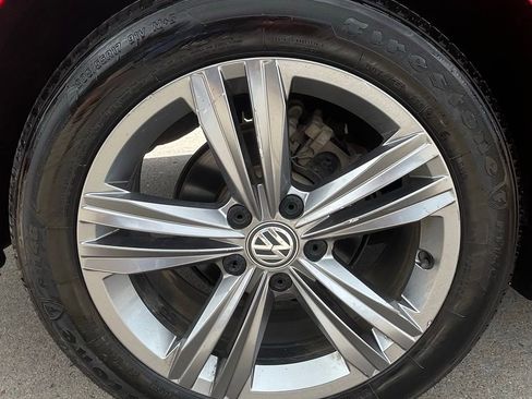 Used 2019 Volkswagen Jetta R-Line w/ R-Line Cold Weather Package image 17