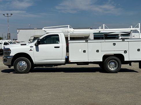 New 2025 RAM 3500 Tradesman image 6