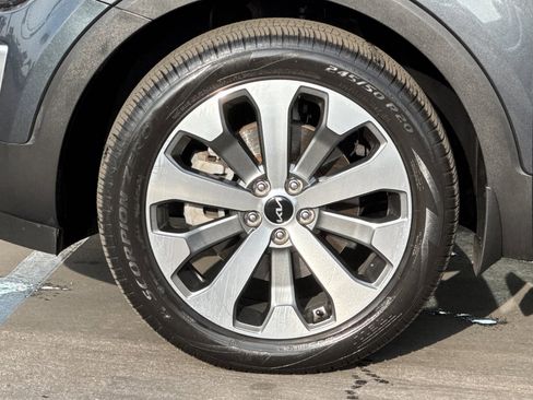 Used 2022 Kia Telluride EX w/ EX Premium Package image 35