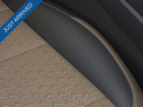 New 2026 Chevrolet Equinox ACTIV w/ Convenience Package III image 21