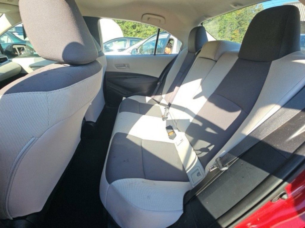 Used 2026 Toyota Corolla LE FWD image 16
