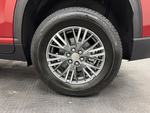 New 2026 Chevrolet Traverse LT w/ LPO, Floor Liner Package image 10