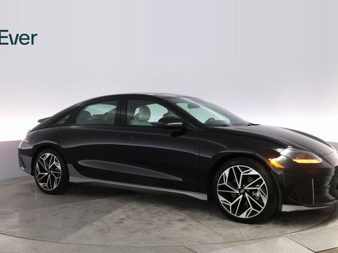 Used 2023 Hyundai Ioniq 6 Limited image 5