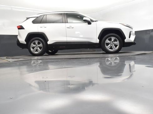 Used 2022 Toyota RAV4 XLE image 44