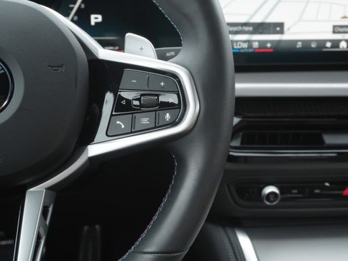 Used 2025 BMW M240i Coupe RWD image 16
