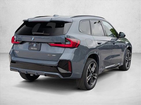 New 2026 BMW X1 xDrive28i AWD/4WD image 2