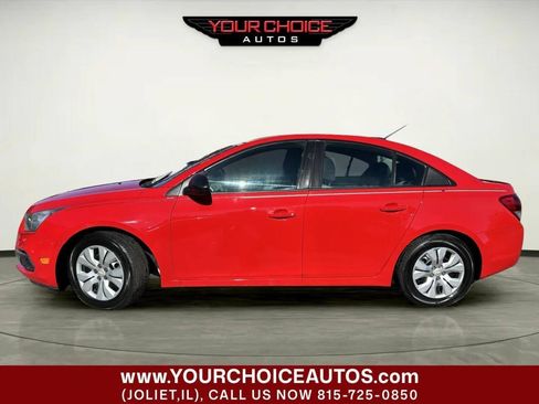Used 2016 Chevrolet Cruze LS image 2