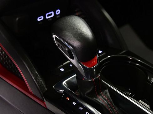 Used 2023 Chevrolet TrailBlazer RS w/ Sun and Liftgate Package image 23