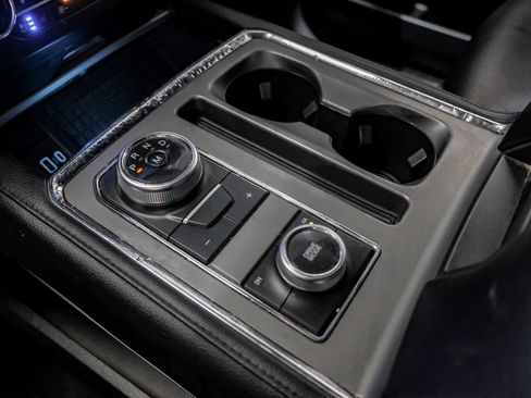 Used 2020 Ford Expedition XLT w/ Equipment Group 202A image 23