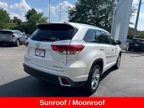 Used 2018 Toyota Highlander Limited AWD/4WD image 7