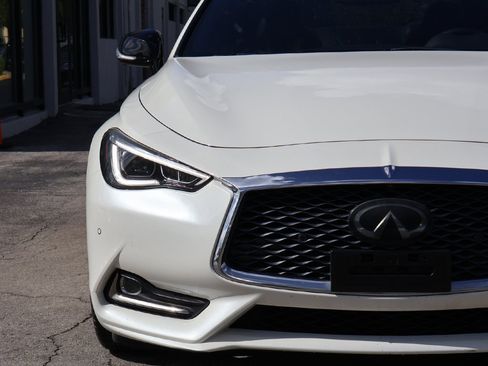 Used 2020 INFINITI Q60 Red Sport 400 image 14