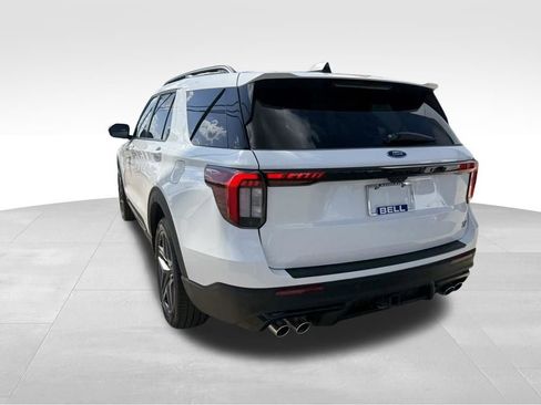 Used 2025 Ford Explorer ST AWD/4WD image 4