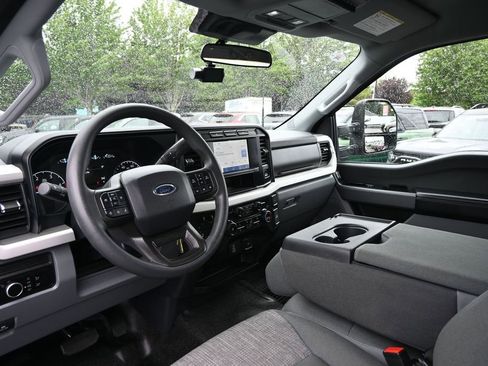 Used 2024 Ford F550 4x4 Regular Cab Super Duty image 20