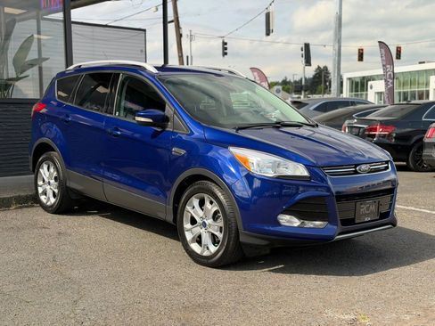 Used 2014 Ford Escape Titanium AWD/4WD image 3