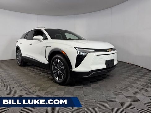 Used 2024 Chevrolet Blazer EV LT AWD/4WD image 1
