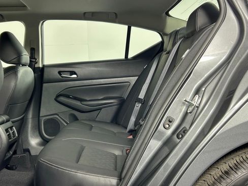 Used 2025 Nissan Altima 2.5 SL image 14