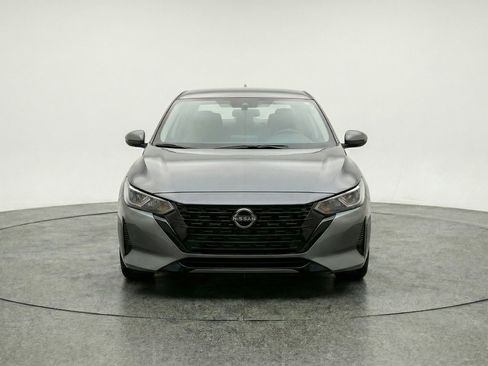 Used 2025 Nissan Sentra SV image 2