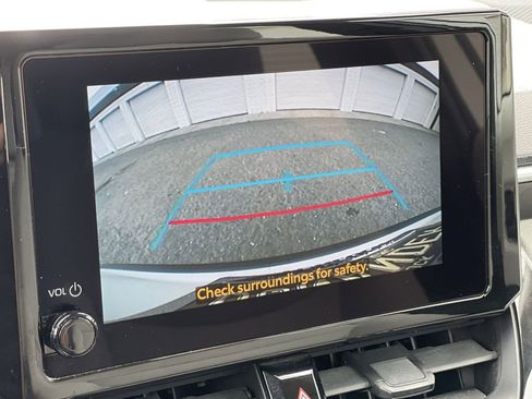 Used 2024 Toyota Corolla Cross L image 15