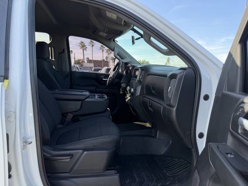 Used 2021 GMC Sierra 2500 4x4 Crew Cab w/ Gooseneck/5TH Wheel Package image 32