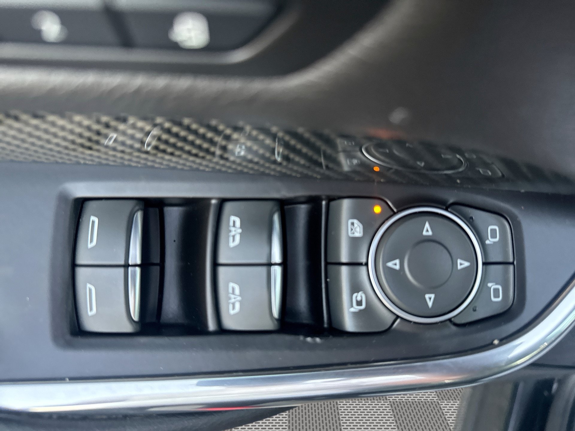 Used 2019 Cadillac XT4 Sport w/ Cold Weather Package AWD/4WD image 15