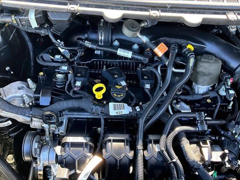 Used 2022 Ford Edge SE w/ Black Appearance Package image 32