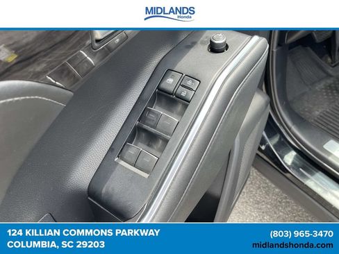 Used 2021 Toyota Highlander Limited AWD/4WD image 18