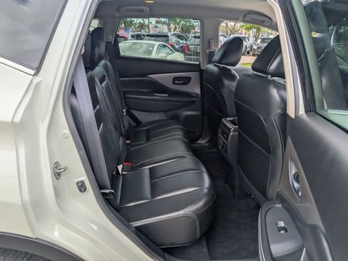 Certified 2023 Nissan Murano SV w/ SV Midnight Edition Package image 18